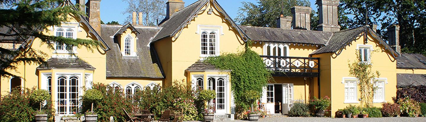 Great Houses and Gardens of Ireland