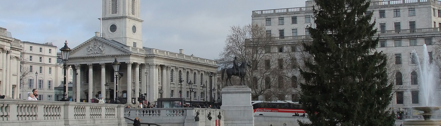London Tour A_Christmas_Tree_in_Trafalgar_Square_Paul_Farmer